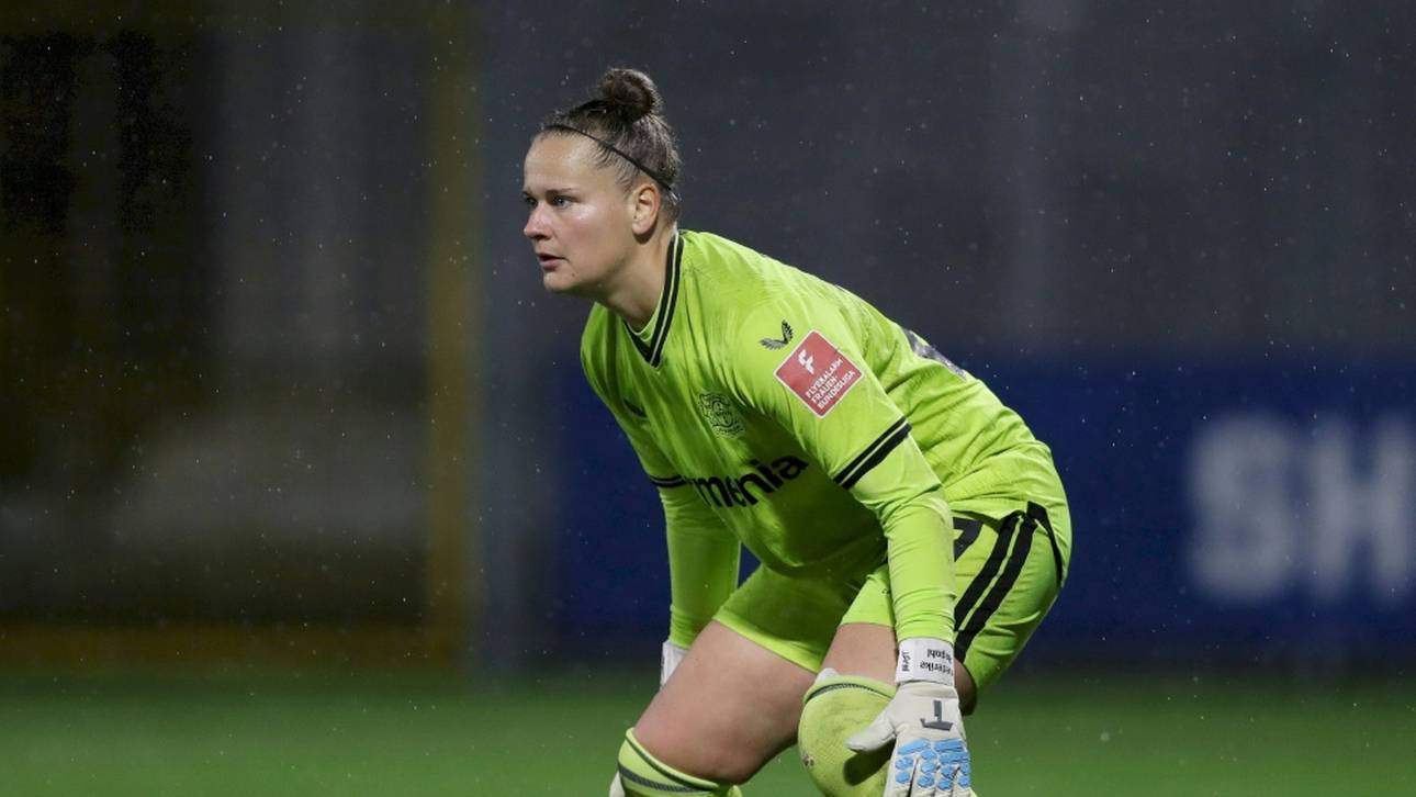 Torhüterin Repohl bleibt in Leverkusen