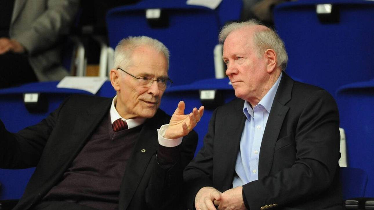 Eberhard Schöler (r.) und Hans-Wilhelm Gäb prägten das deutsche Tischtennis als Funktionäre