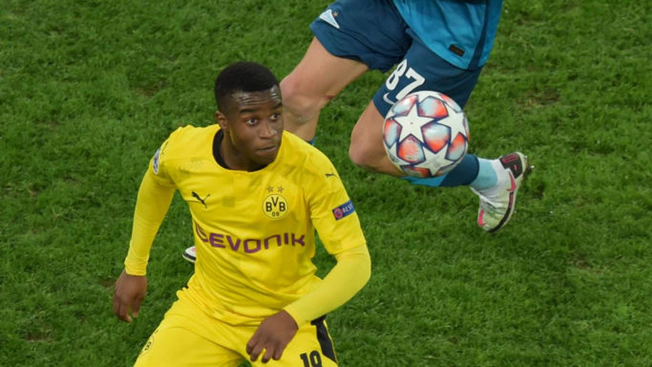 Moukoko schreibt erneut Geschichte