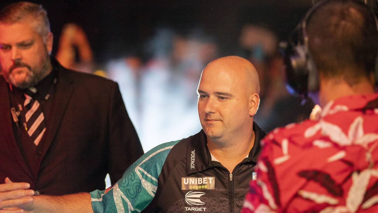 Cross stürmt ins Viertelfinale