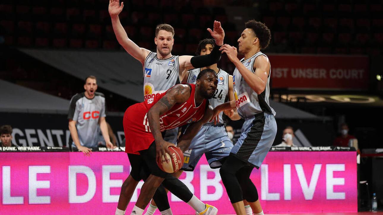 Bayern und Riesen starten mit Sieg