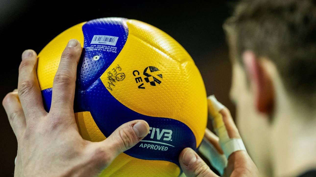 Volleyballer fahren zweiten Sieg ein