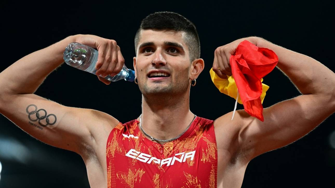 Topfavorit Martinez holt Hürden-Gold