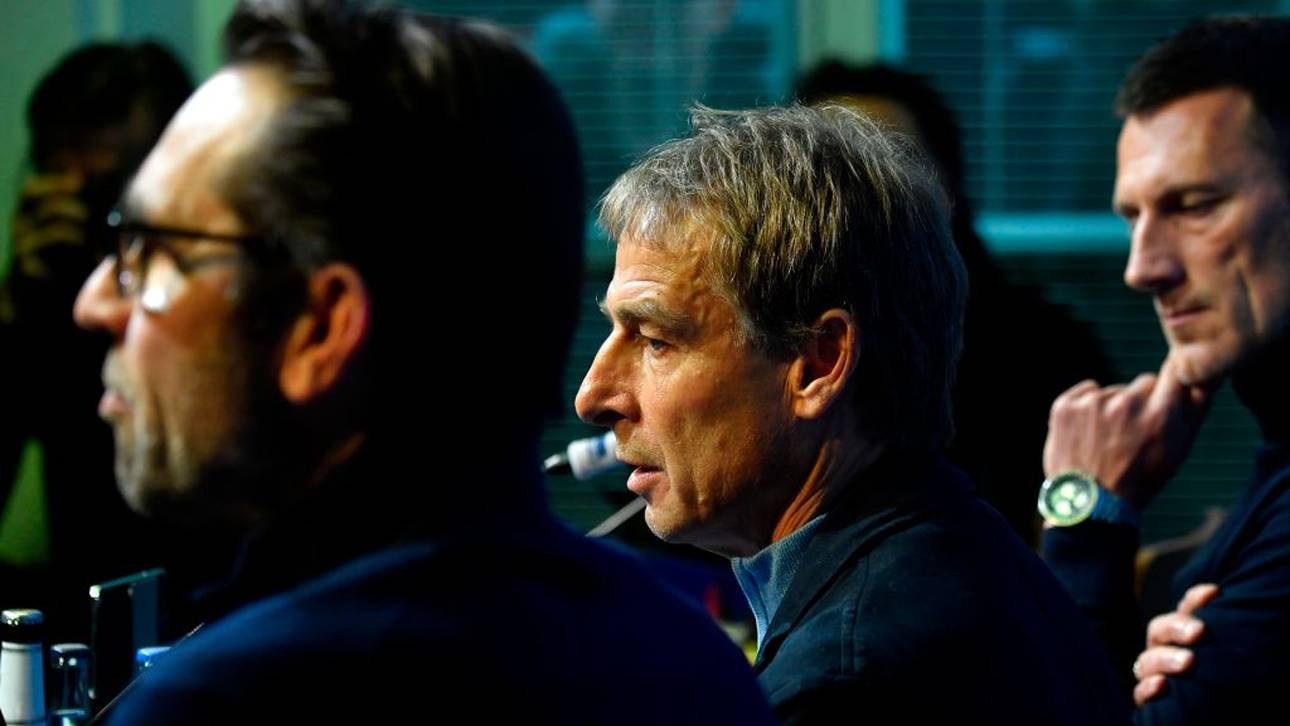 Klinsmann und Hertha-Bosse reden