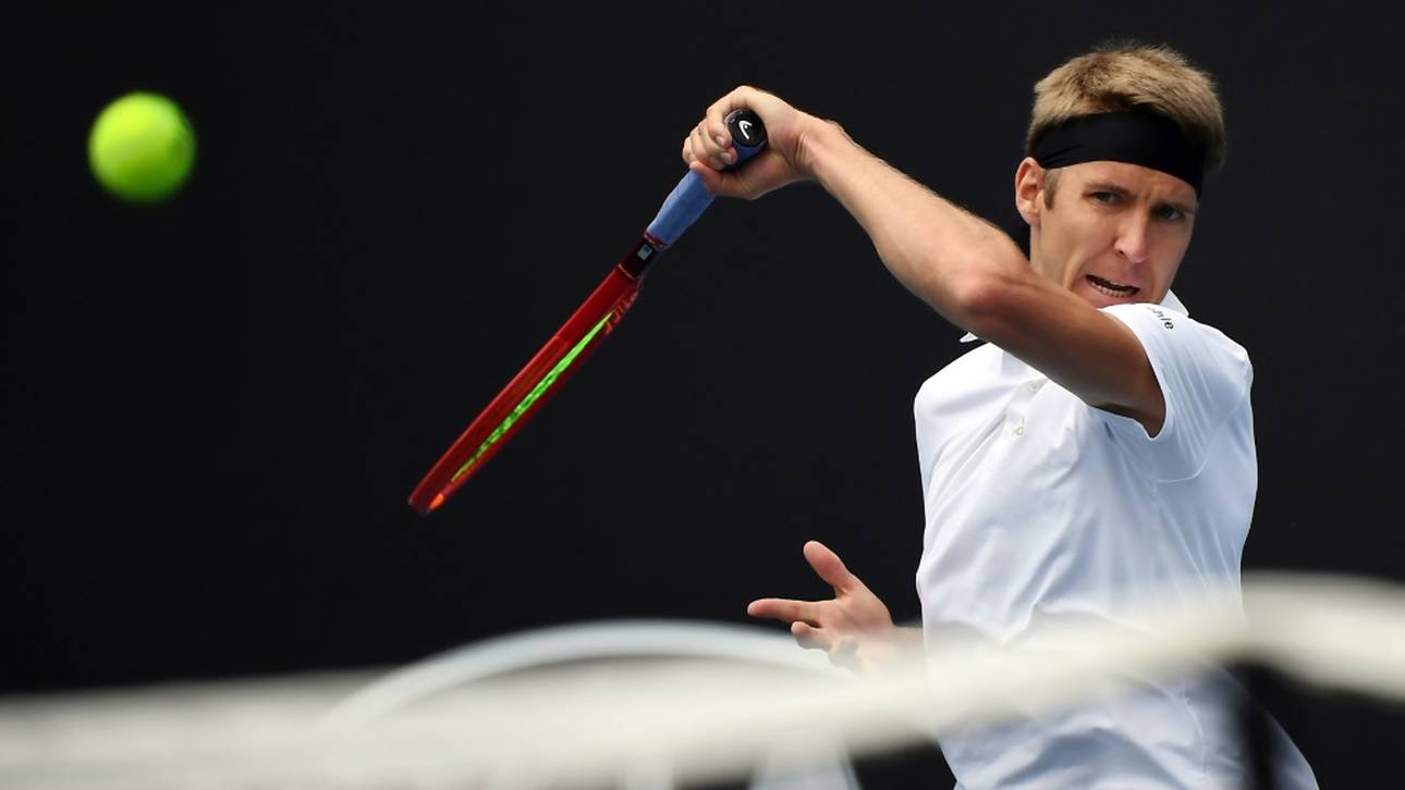 Stebe in Melbourne in Runde zwei