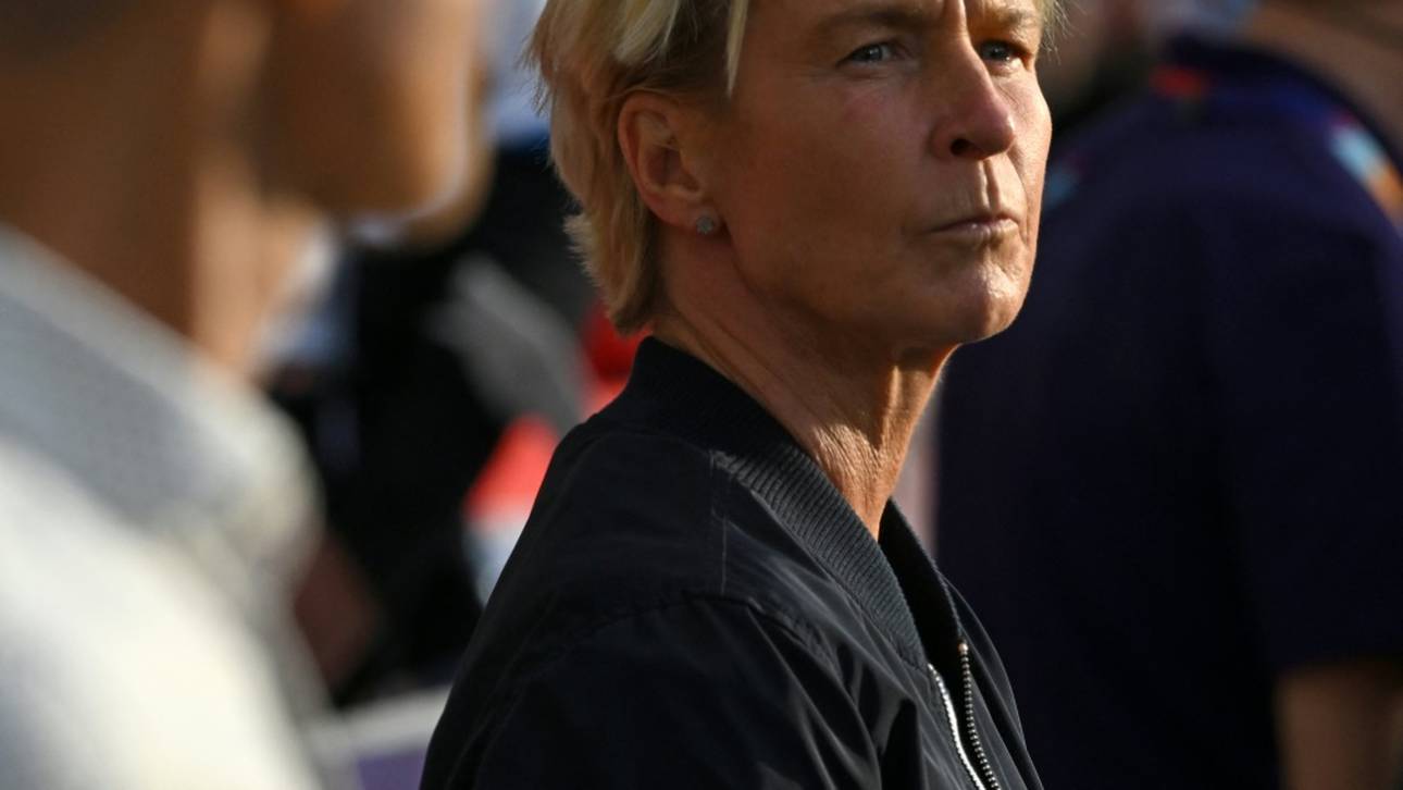 Bundestrainerin fehlt im DFB-Training