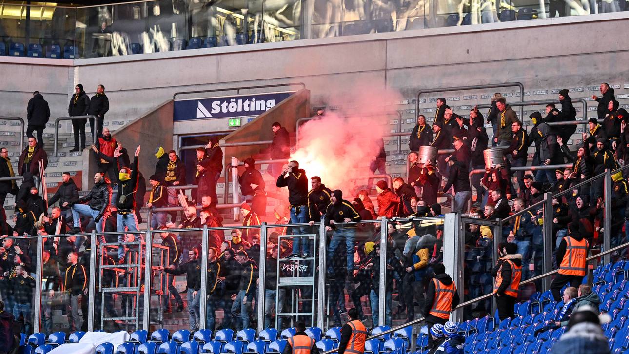 BVB-Fans treffen Fotografen mit Pyro