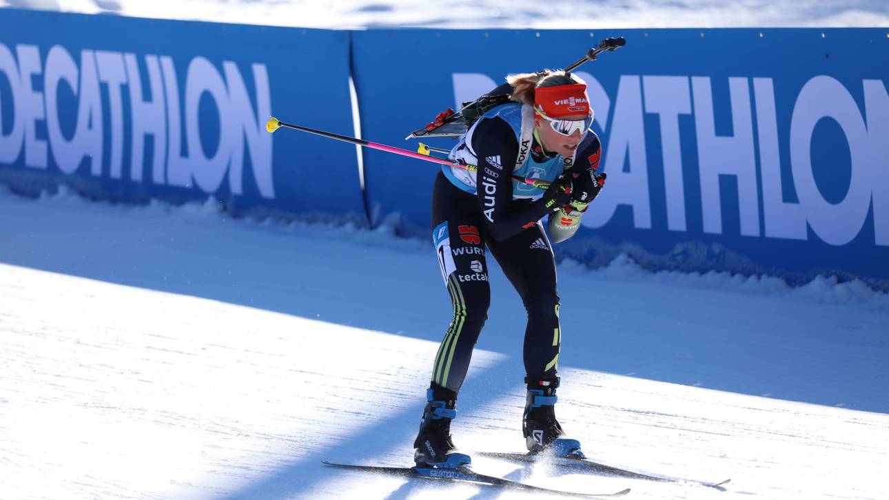Biathlon-Staffel weit abgeschlagen