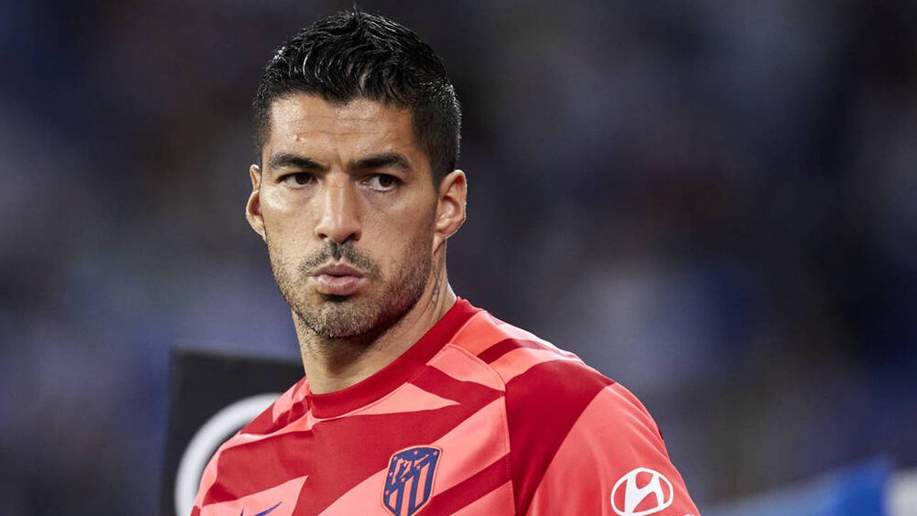 Suárez wurde dem BVB angeboten