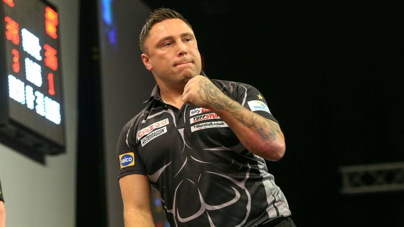 Darts-WM: Titelverteidiger Price mit Mühe in Runde drei