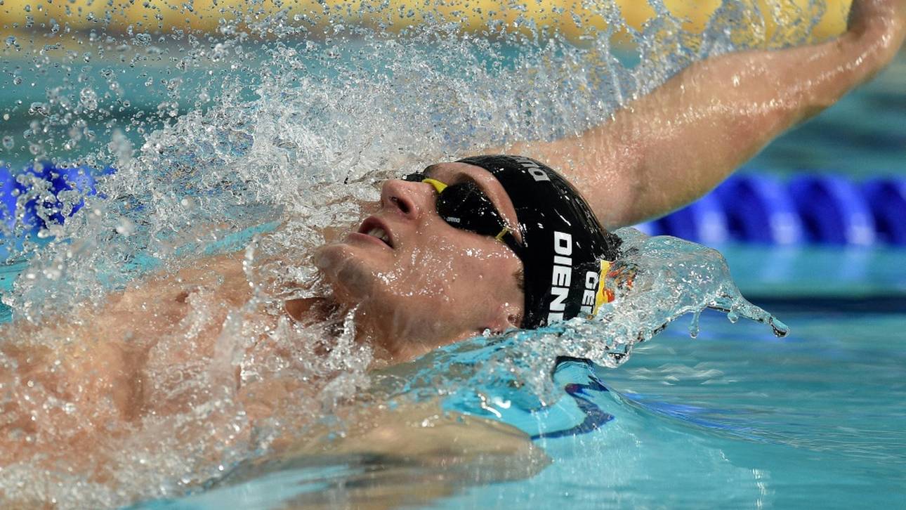 Diener schwimmt zum Olympia-Ticket