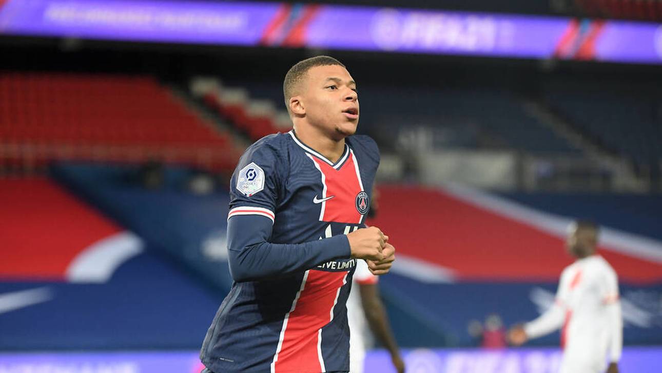 PSG schnappt sich Platz eins