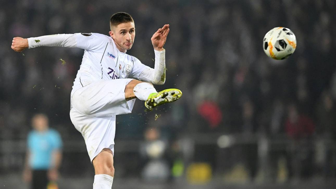 Schalke holt Nationalspieler