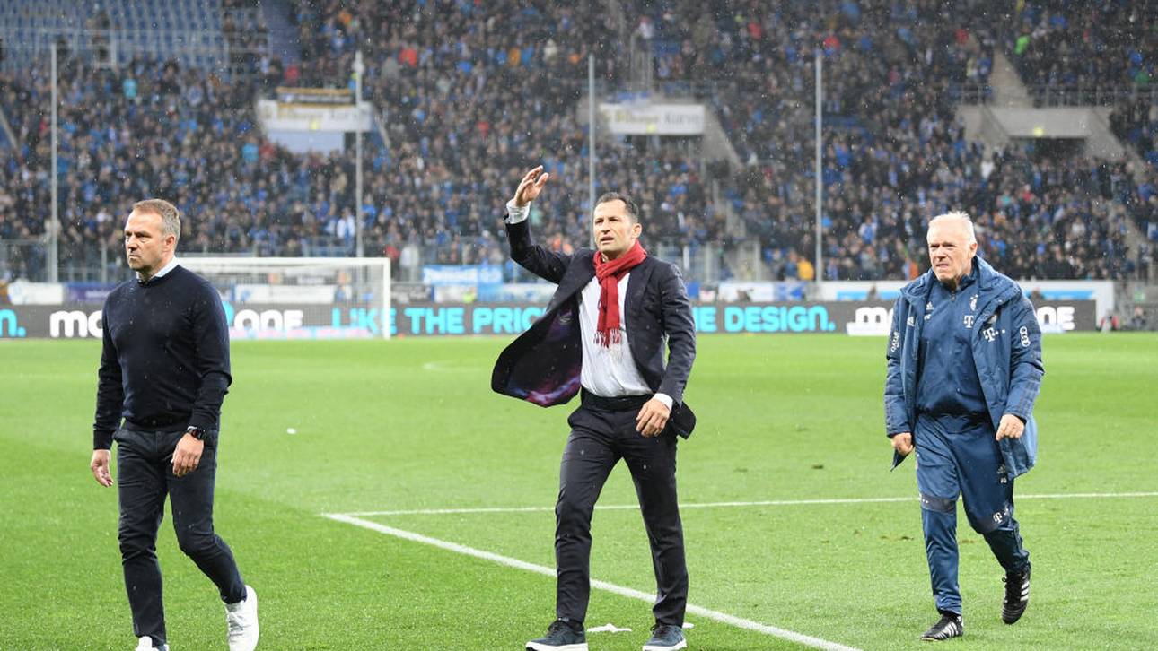 Hansi Flick, Hasan Salihamidzic und Hermann Gerland gingen bei der 2. Spielunterbrechung zu den Bayern-Fans