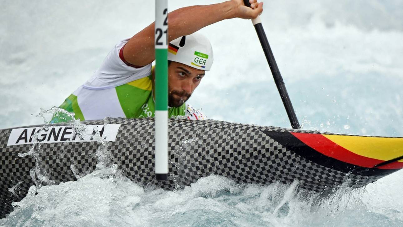 Deutsche Kanu-Trainer isoliert