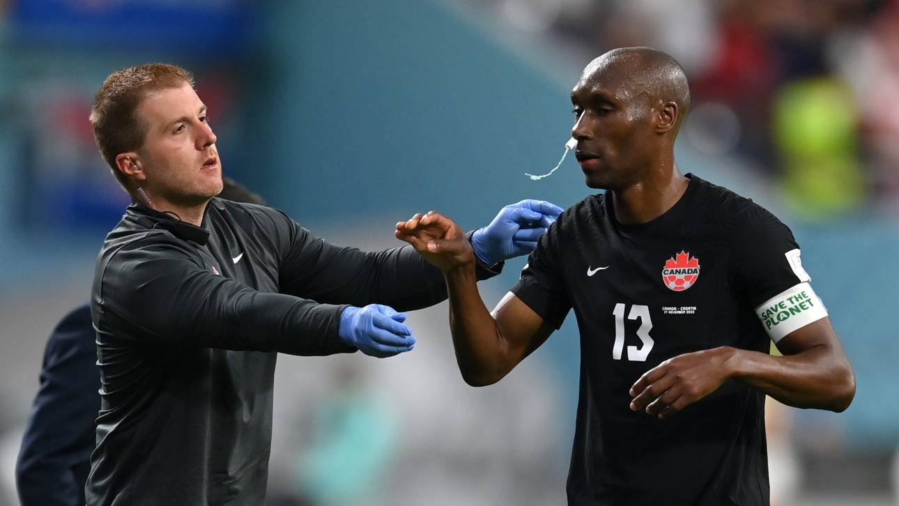 Kanada-Kapitän spielt mit Tampon