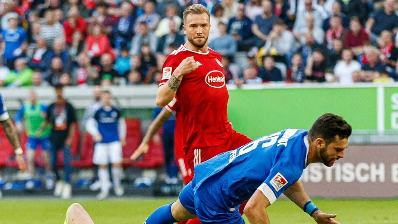 Darmstadt patzt in Düsseldorf und öffnet HSV die Tür