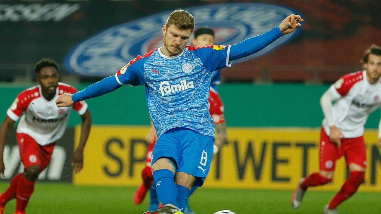 „Riesenskandal“: Kiel im Halbfinale, Essen zürnt über Schiedsrichter