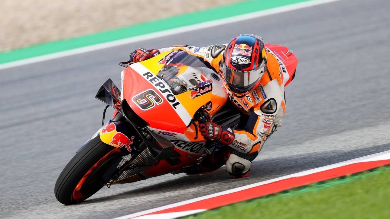 Bradl fährt weiter hinterher