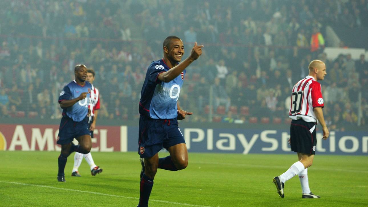 20 Sekunden gespielt und Gilberto Silva kann bereits zum Jubeln abdrehen