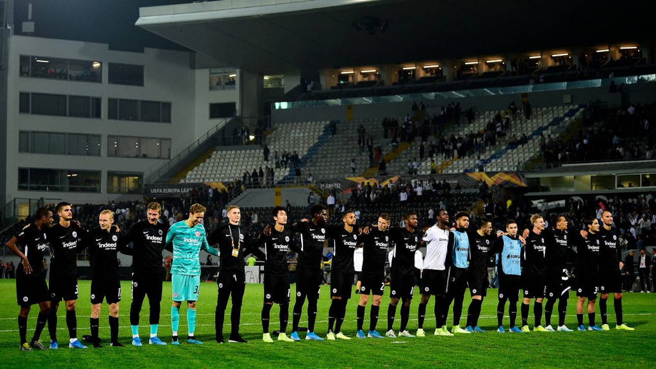 Eintracht erkämpft ersten Sieg