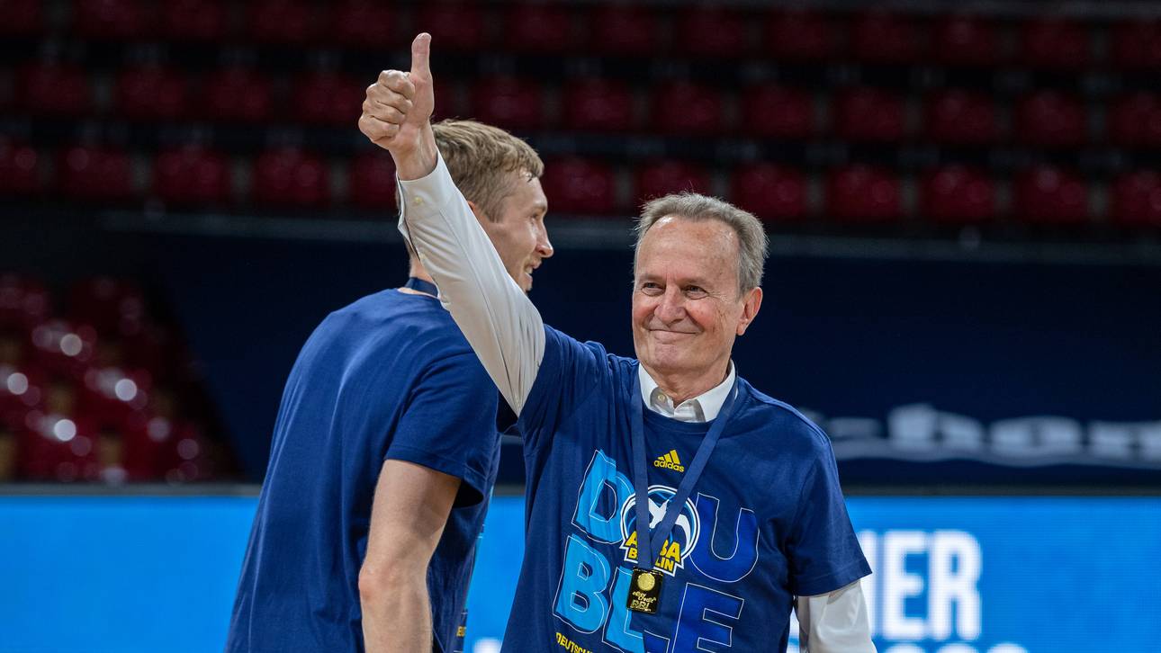 Zukunft des ALBA-Cheftrainers offen