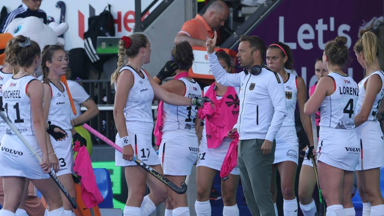 Sieg und Niederlage für Hockey-Frauen