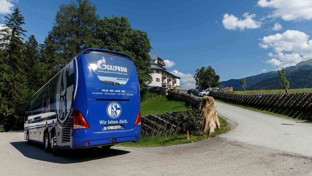 Schalke 04 rettet Hochzeit