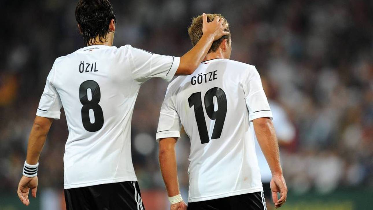 Götze verneigt sich vor Özil