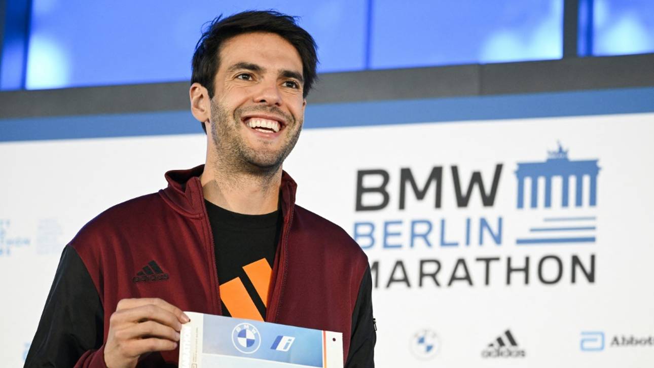 Kaka mit überraschendem Debüt