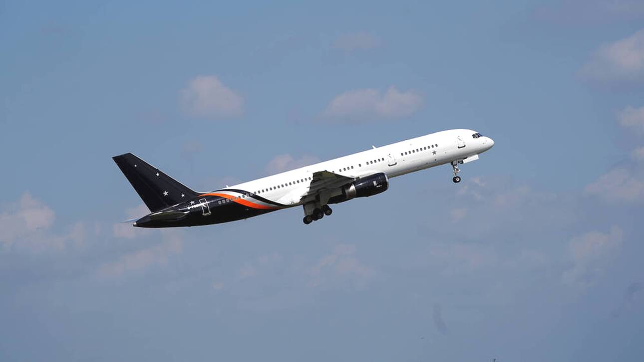 Einmal um die Welt für ein Pokalspiel