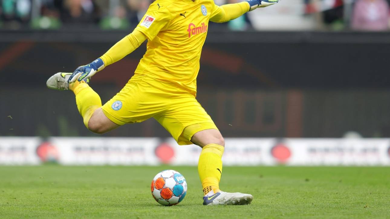 Torhüter Dähne verlängert in Kiel