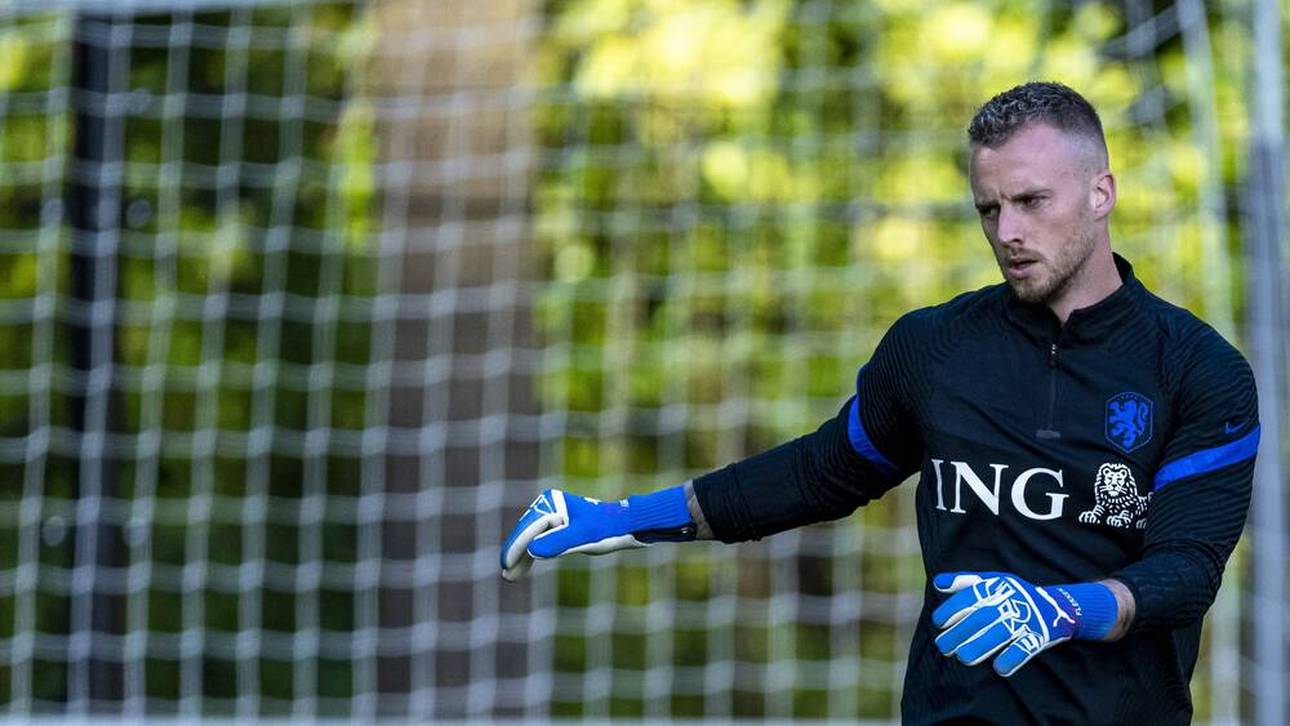 Van Gaal mit Ritterschlag für SC-Keeper