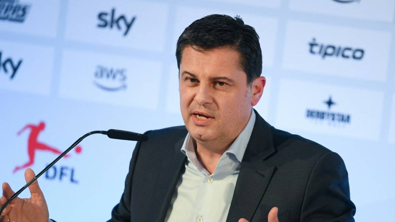 Seifert verurteilt Fan-Gewalt bei S04