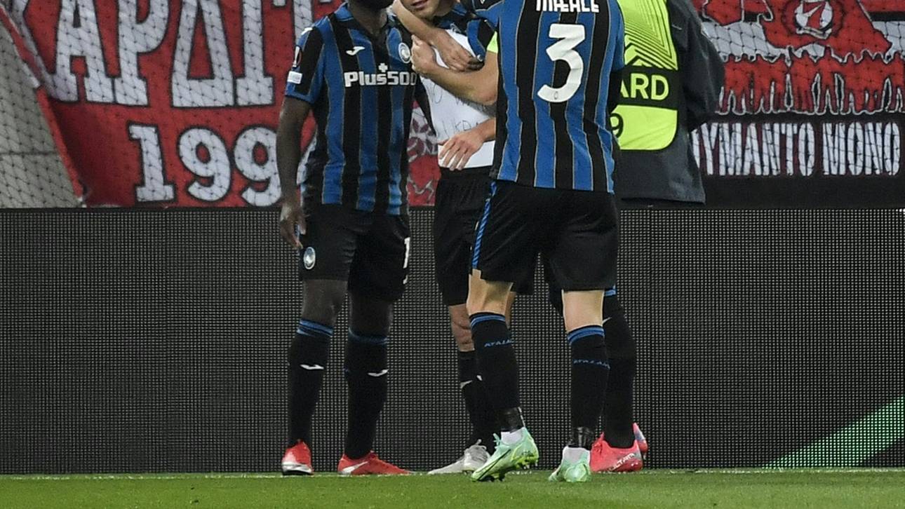 Ukrainer Malinowski feiert Doppelpack und zeigt Trikot gegen Krieg