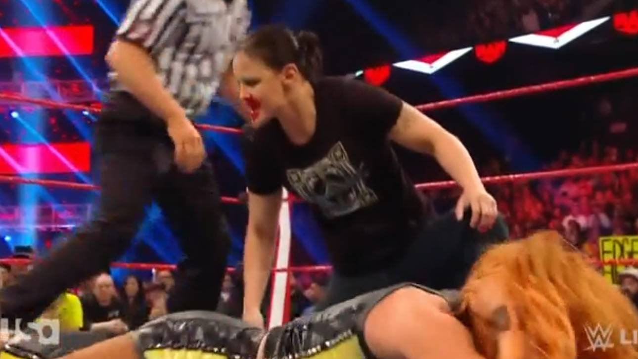 WWE: Vampir-Attacke auf Becky Lynch