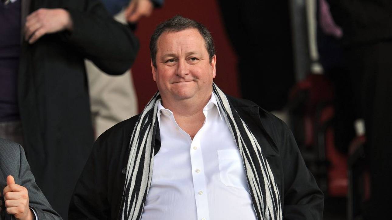 Newcastle kürzt Mitarbeitergehalt