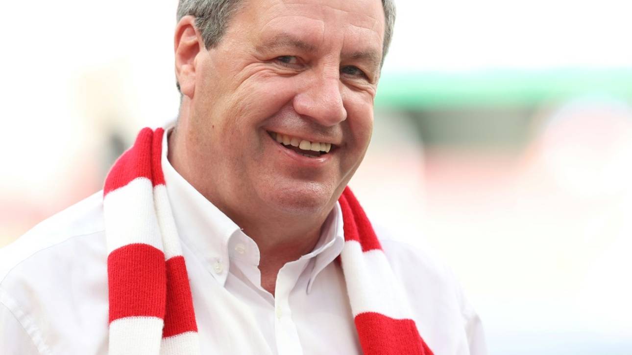 50.000 feiern Köln vor dem Stadion