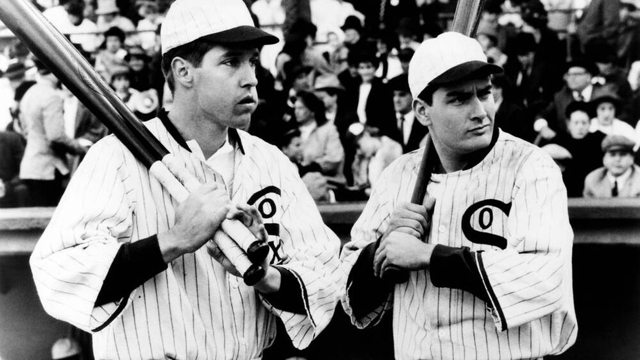 Jackson-Darsteller D.B. Sweeney und Charlie Sheen in "Eight Man Out"