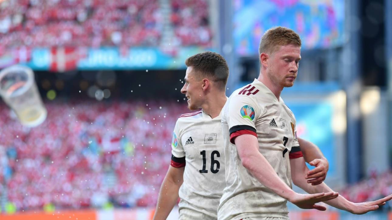 Emotionale Dänen können auch „für Christian“ nicht punkten – Belgien im Achtelfinale