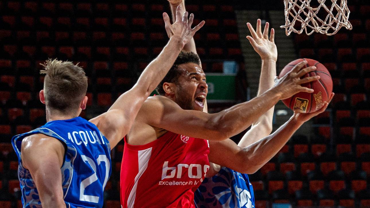 Bamberg trennt sich von Harris