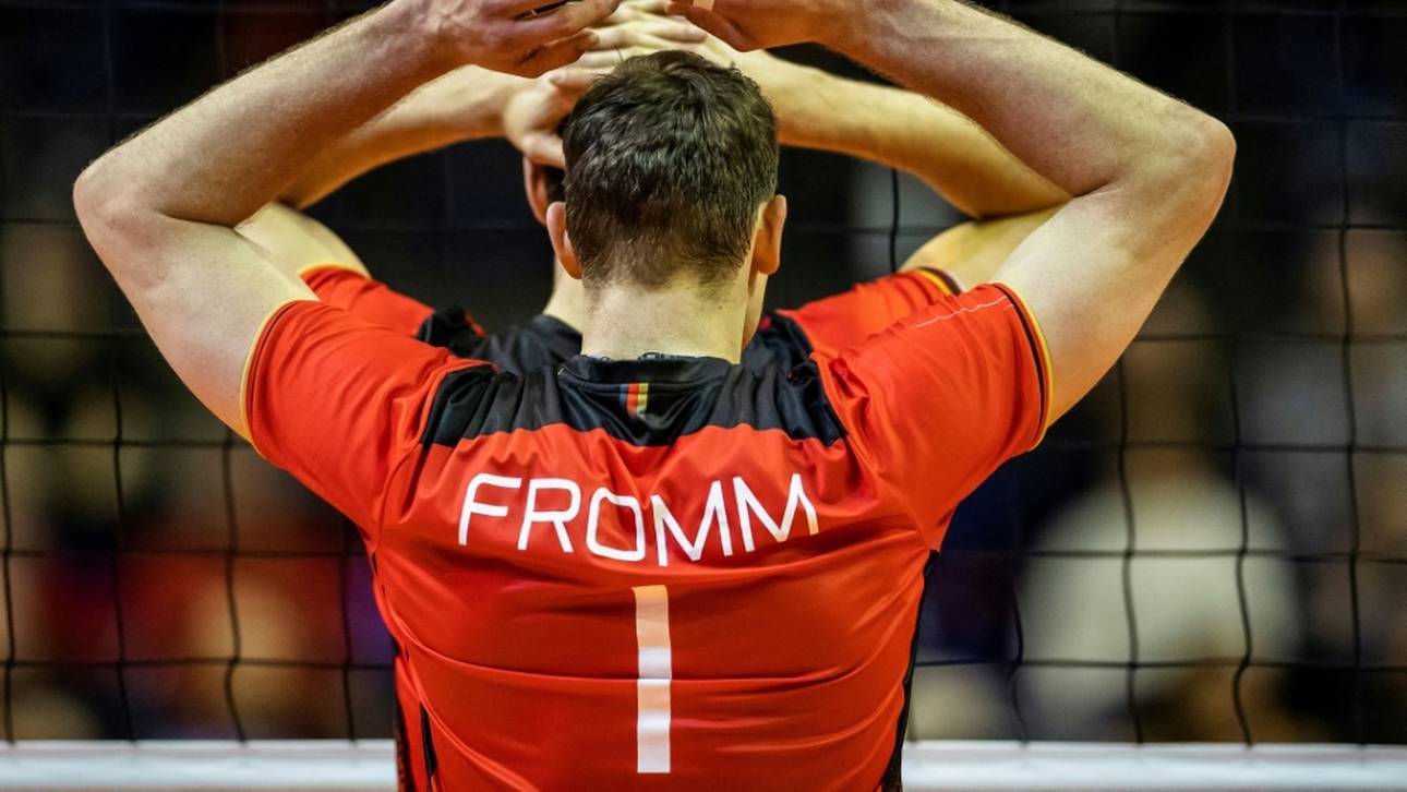 Volleyballer starten mit Niederlage