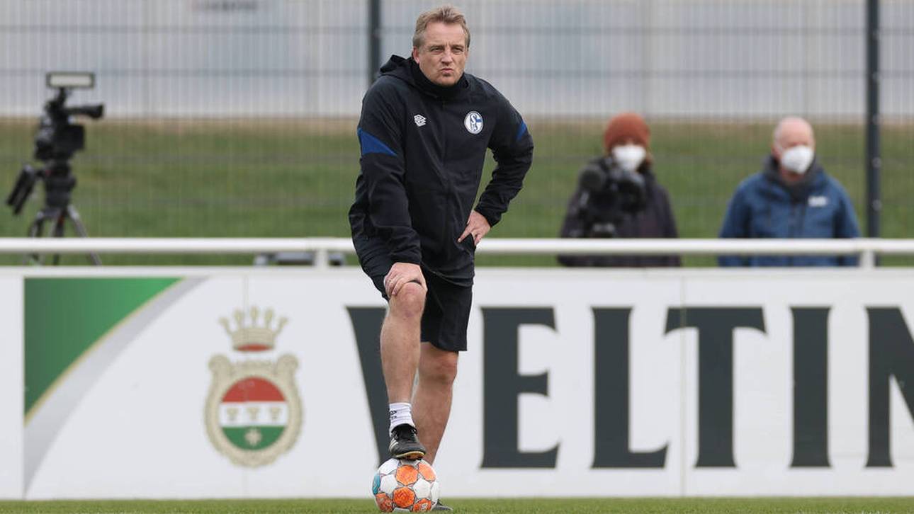 Was Büskens bei S04 ändern will