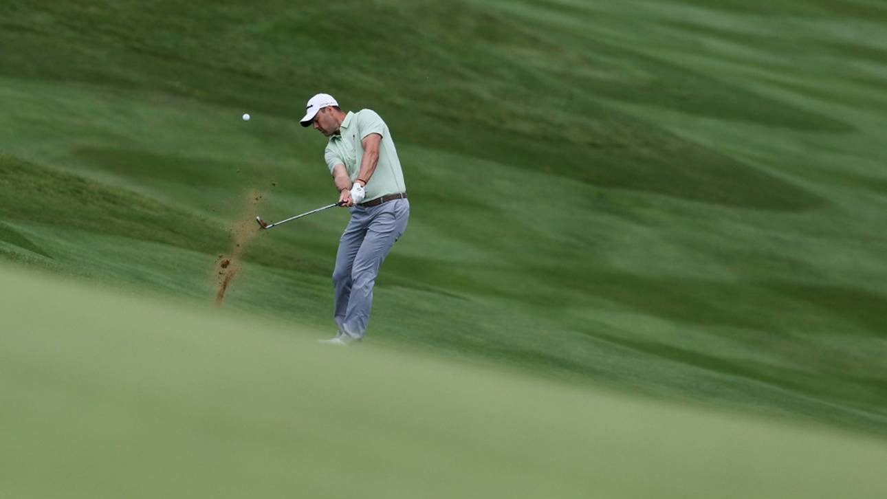 Kaymer fällt weiter zurück