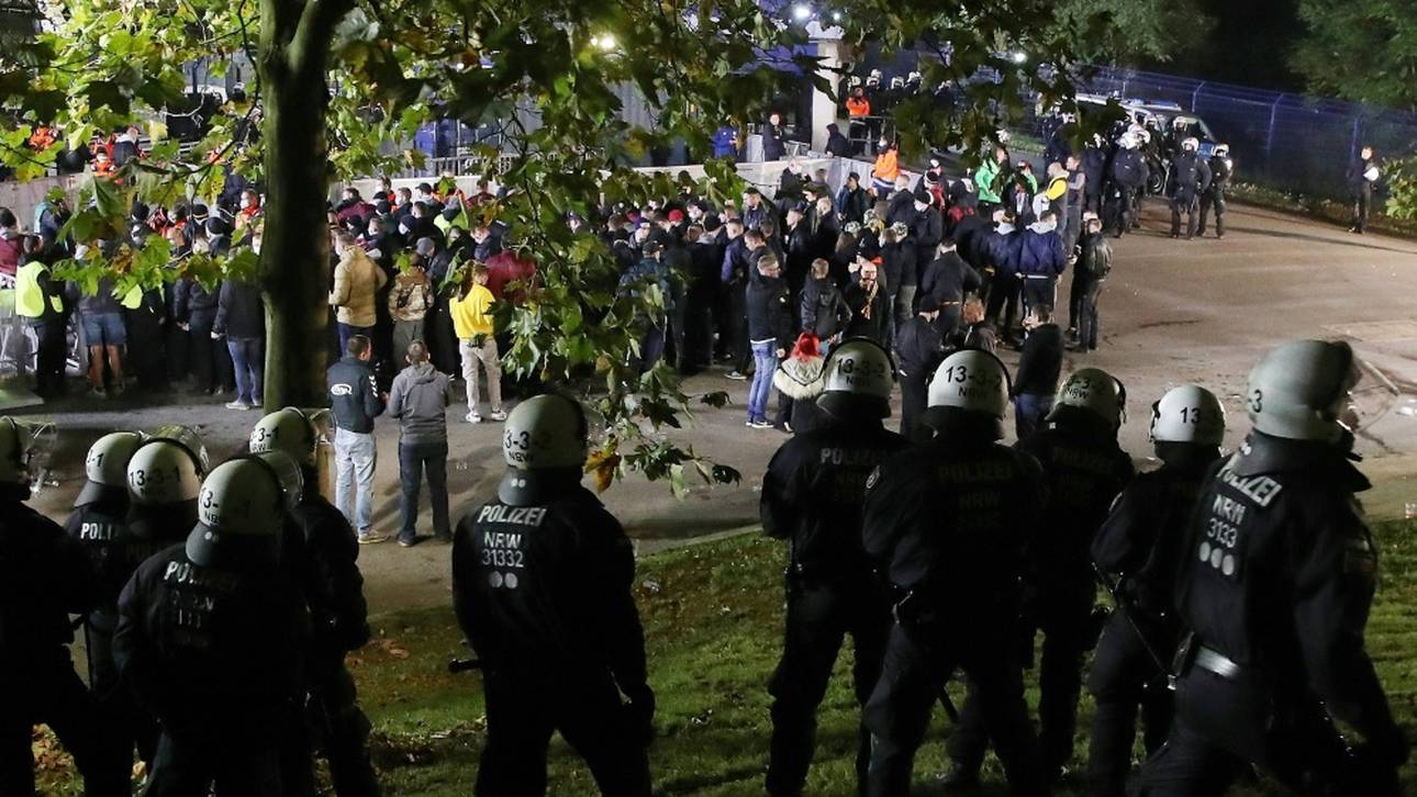 Medien: Wolfsburg-Spieler in Jena von Fans bedrängt