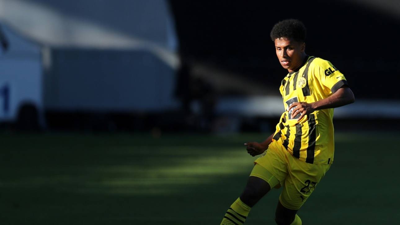 Adeyemi schwärmt von BVB-Star