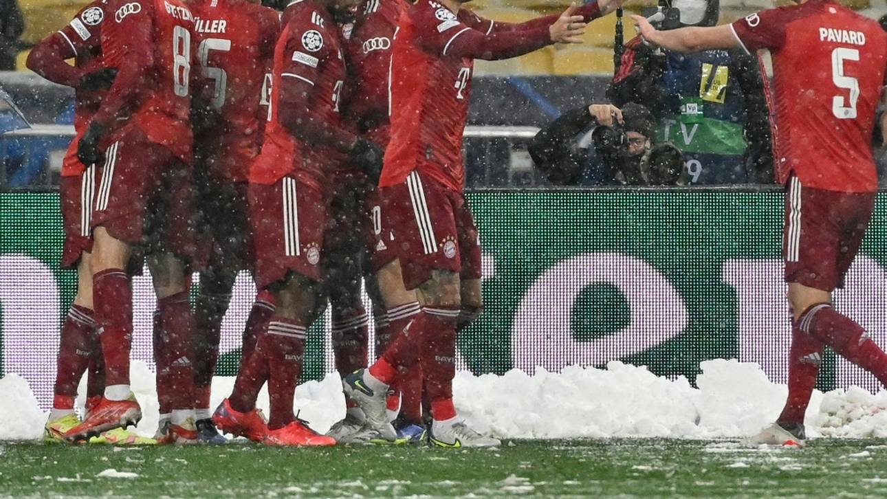 Gruppensieg perfekt: Eiskalte Bayern siegen im Schnee