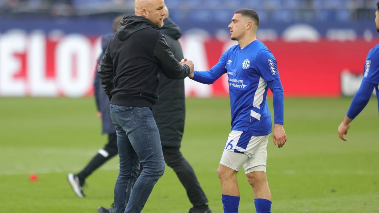 Schalke bindet Mittelfeldspieler