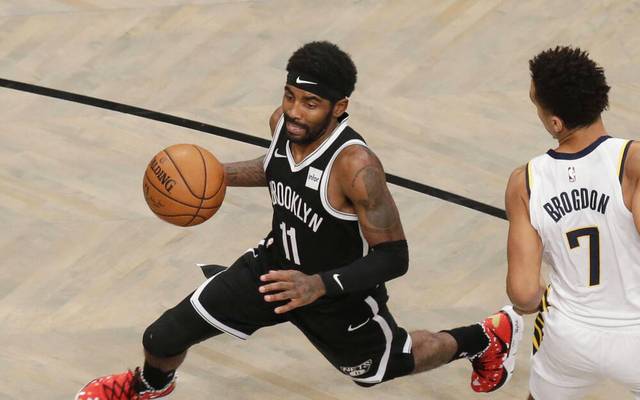 Nba Playoffs Bucks Gleichen Gegen Nets Aus Kyrie Irving Verletzt