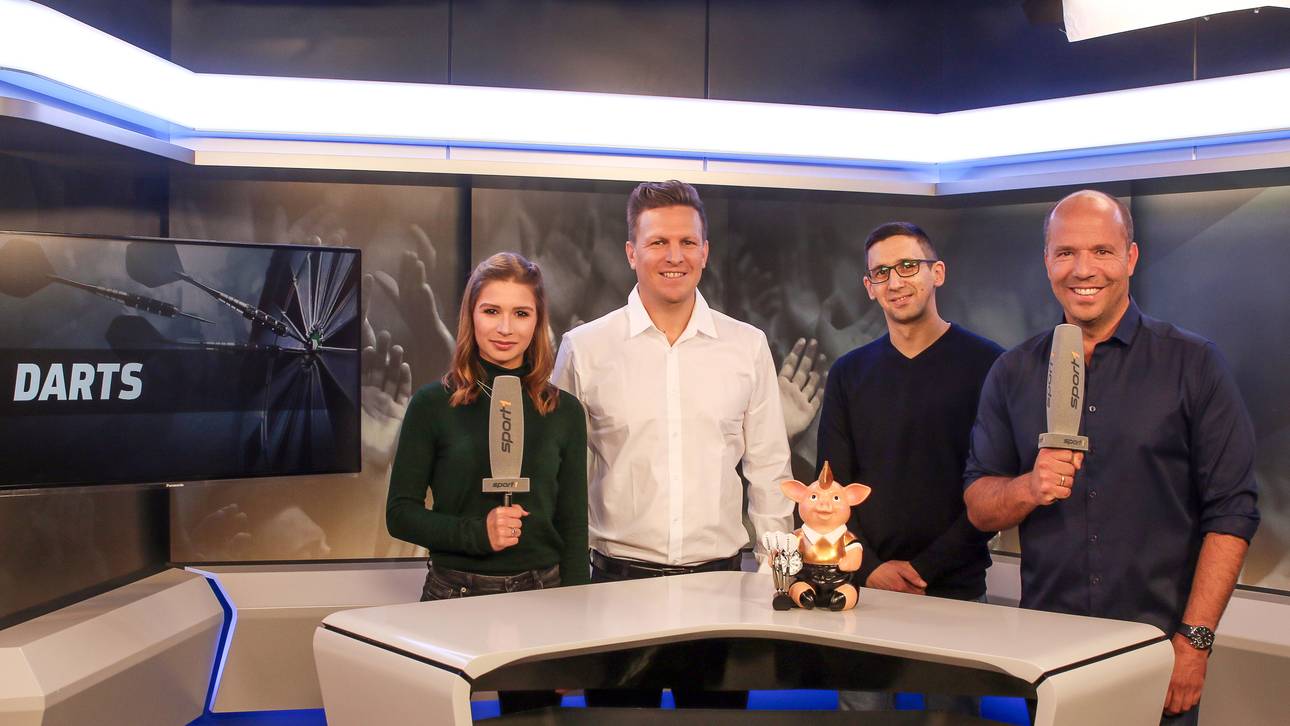 Jana Wosnitza, Basti Schwele, Robert Marijanovic und Hartwig Thöne (v.l.n.r.) bilden das On-Air-Team für SPORT1